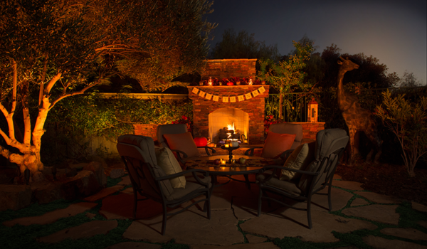 Landscape Lighting Trends For 2024 LUX Landscape Lighting   2024 Landscape Lighting Trends 13 600x350 