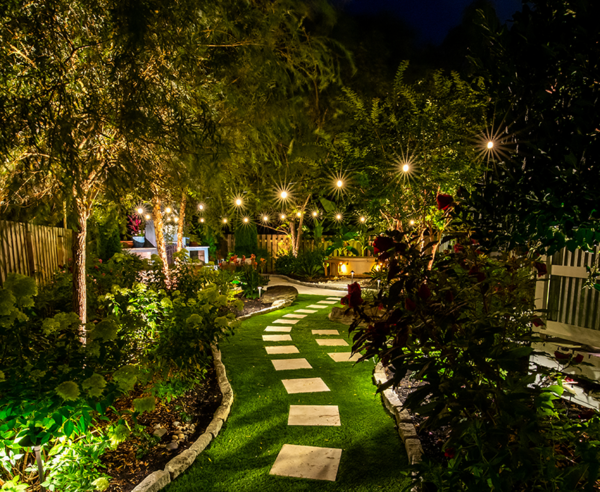 Landscape Lighting Trends For 2024 LUX Landscape Lighting   2024 Landscape Lighting Trends 2 600x492 