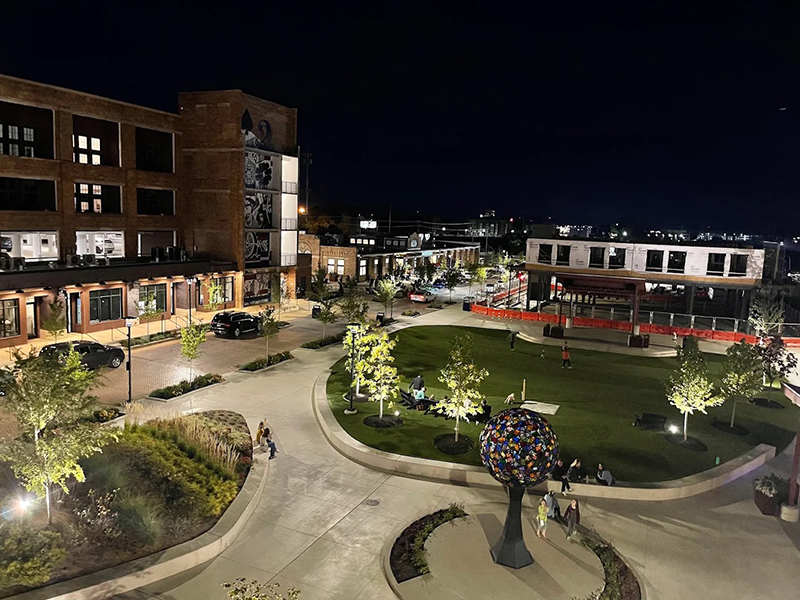 6 Outdoor Commercial Lighting Ideas